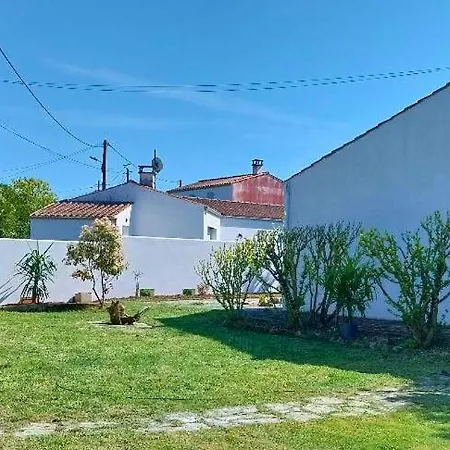 Feriehus Maison De Au Calme, A 800m De La *