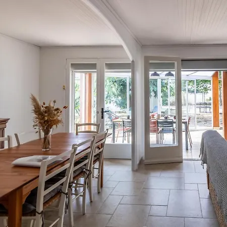 Maison De Au Calme, à 800m De La La Cotinière