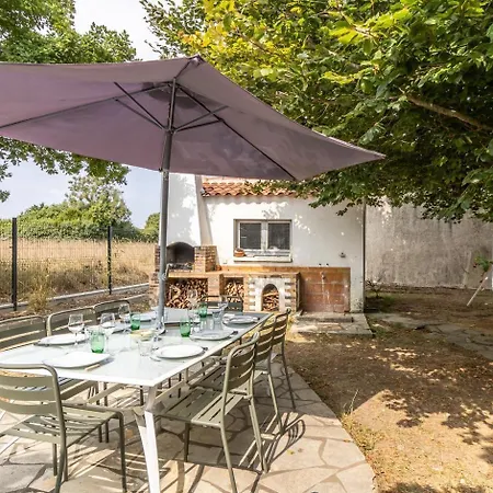 Maison De Au Calme, à 800m De La Hébergement de vacances *