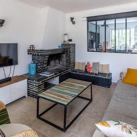 Maison De Au Calme, A 800m De La