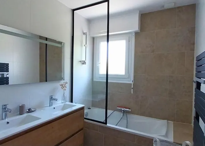 Сasa de vacaciones Maison De Au Calme, A 800m De La